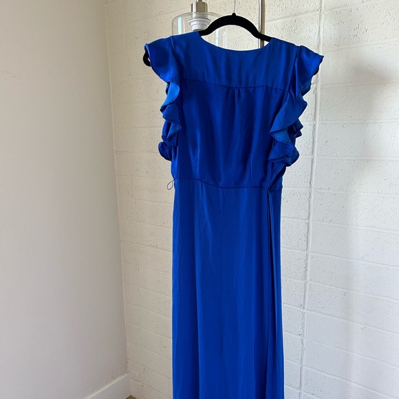 FORMAL DRESS - Picture 2 of 4